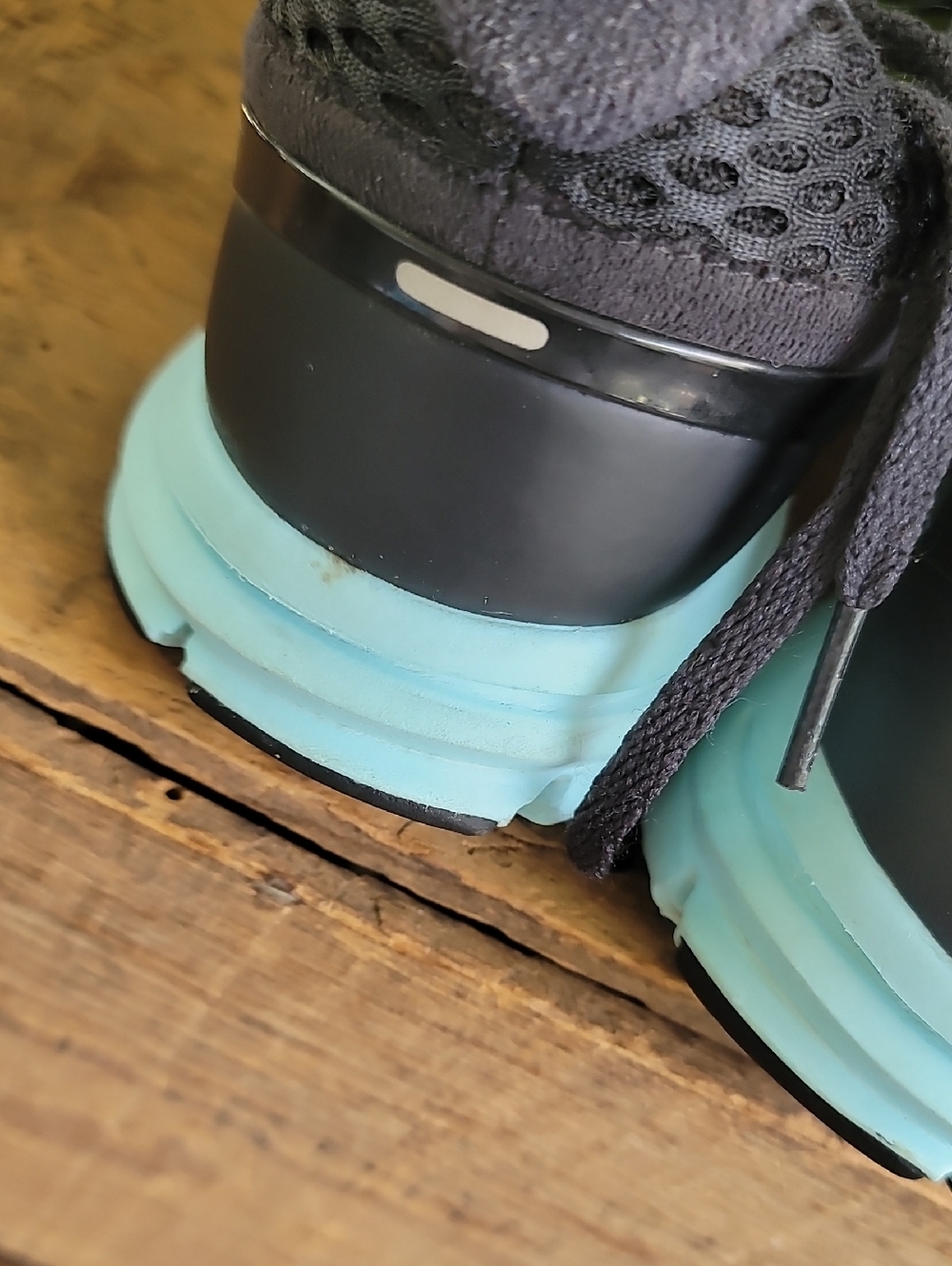 Nike LunarFly 2 "Black/Light Blue" Wmns 6 Ships Today - Picture 9 of 10